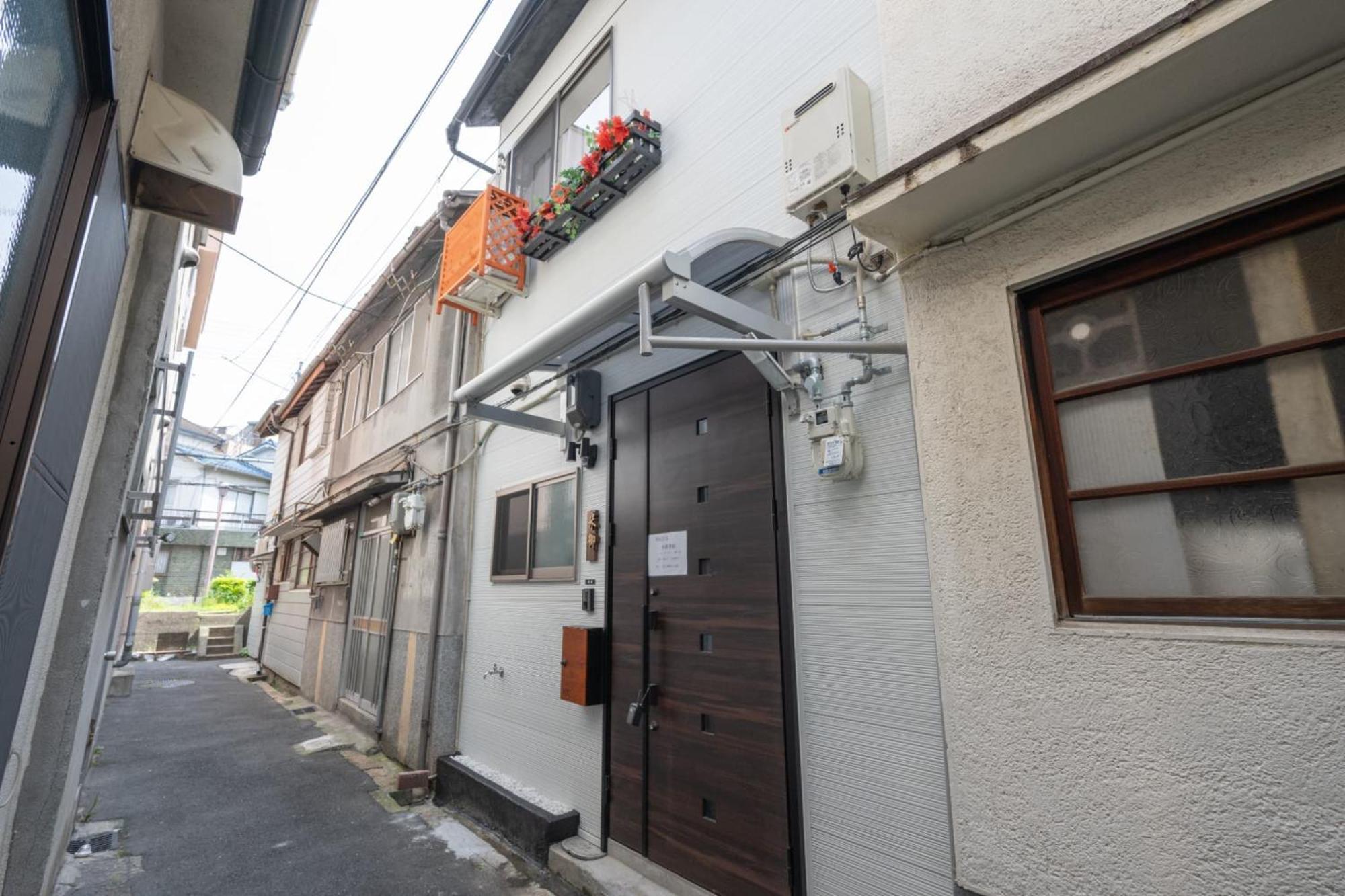 Official Trhouses 米御東桜 15 Minutes To Shinsaibashi, Kuromon Market And Namba Osaka Exterior photo